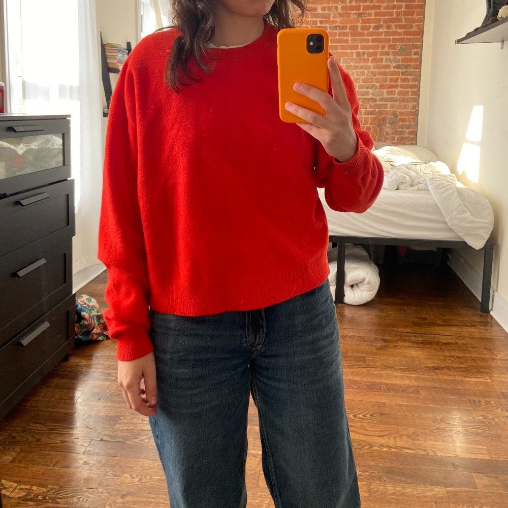 Uniqlo U cropped 100% wool sweater